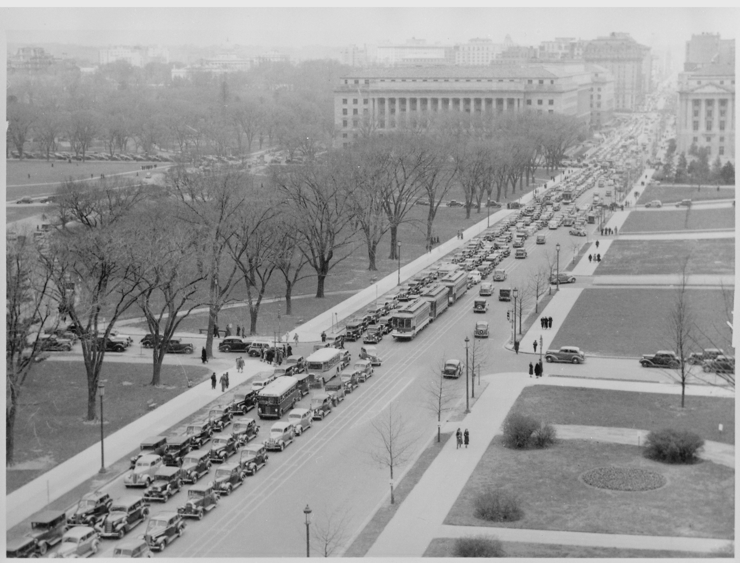 Traffic jam - Verkehrsstau 1937 in Washinigton DC