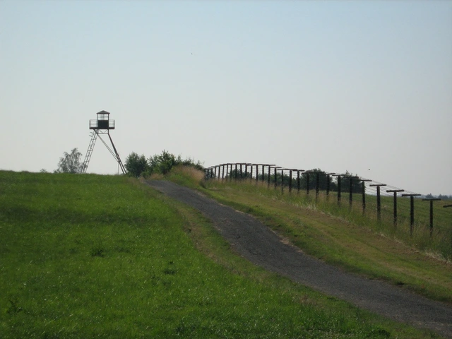 <p>Der Eiserne Vorhang zwischen der ČSSR und Österreich</p>