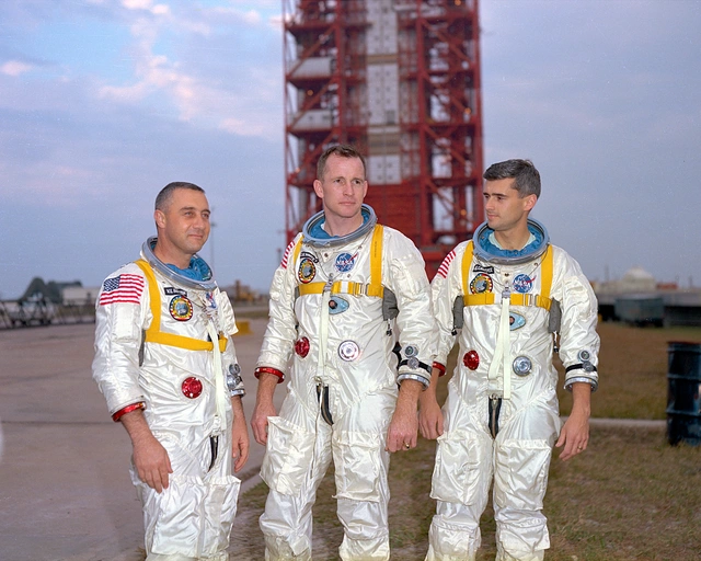 Die vor dem Flug tödlich verunglückte Crew von Apollo 1