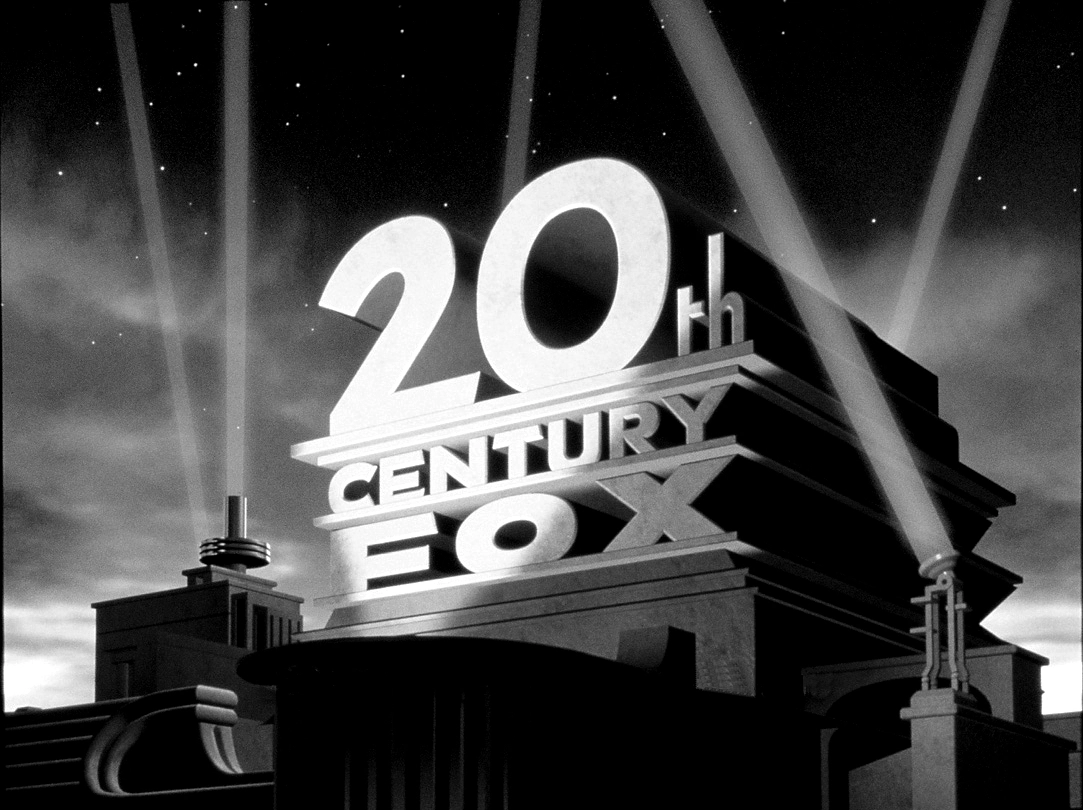 "20th Century Fox". Markenzeichen mit den Scheinwerfern.