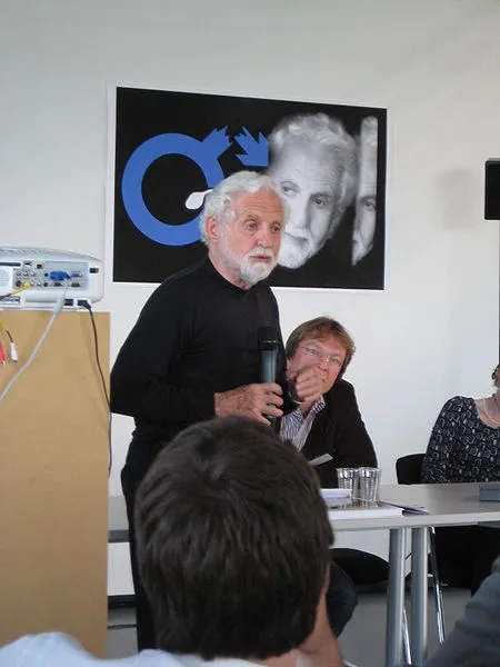 Carl Djerassi (1923 – 2015)