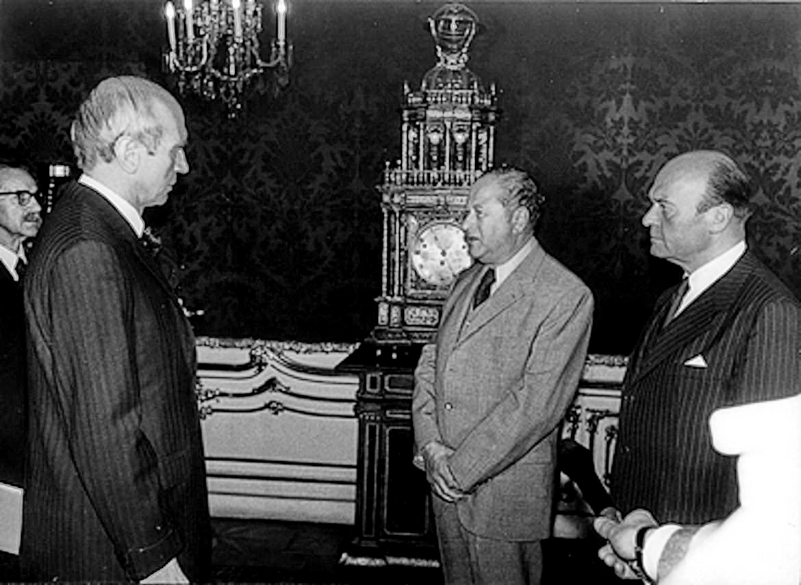 Foto von Karl Lütgendorf, Bruno Kreisky und Rudolf Kirchschläger in der Hofburg.