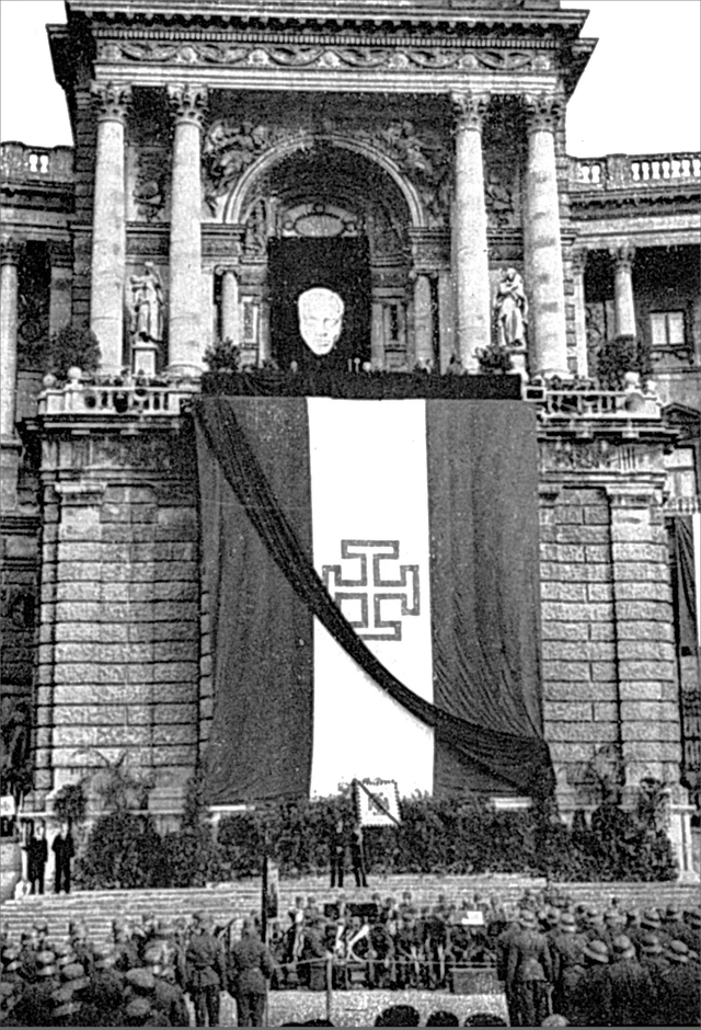 Totenfeier für den am 25. Juli 1934 ermordeten Bundeskanzler Engelbert Dollfuß am Wiener Heldenplatz