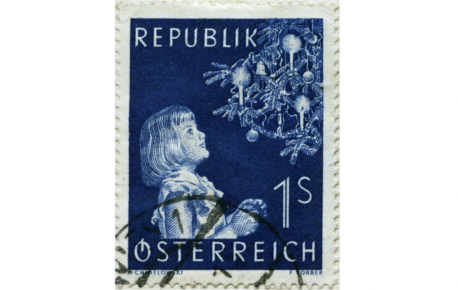 Briefmarke "Weihnacht". Ein Mädchen vor einem geschmücktem Christbaum, von dem nur ein Teil mit brennen Kerzen und Schmuck zu sehen ist.